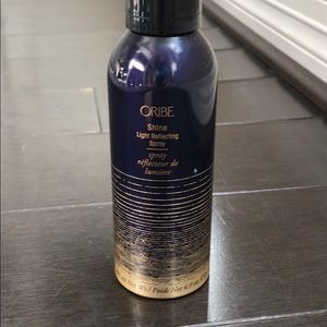 Oribe Shine Light Reflecting Spray